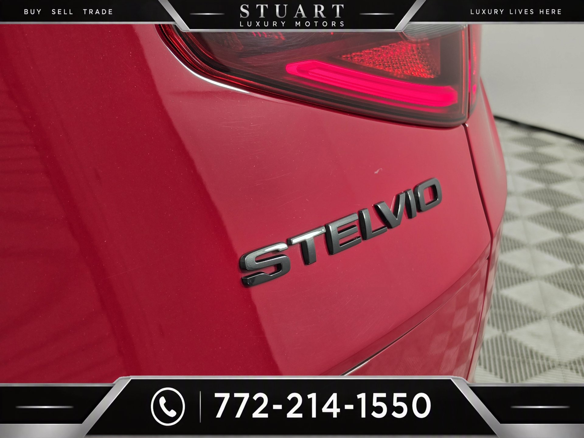 Used 2020 Alfa Romeo Stelvio Sport w/ Quick Order Package 22K Sport RWD image 39