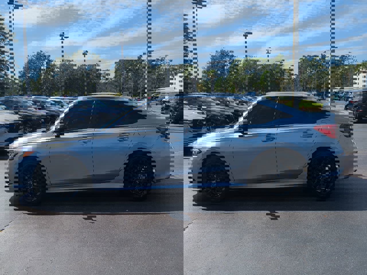 Used 2023 Honda Civic Sport image 7