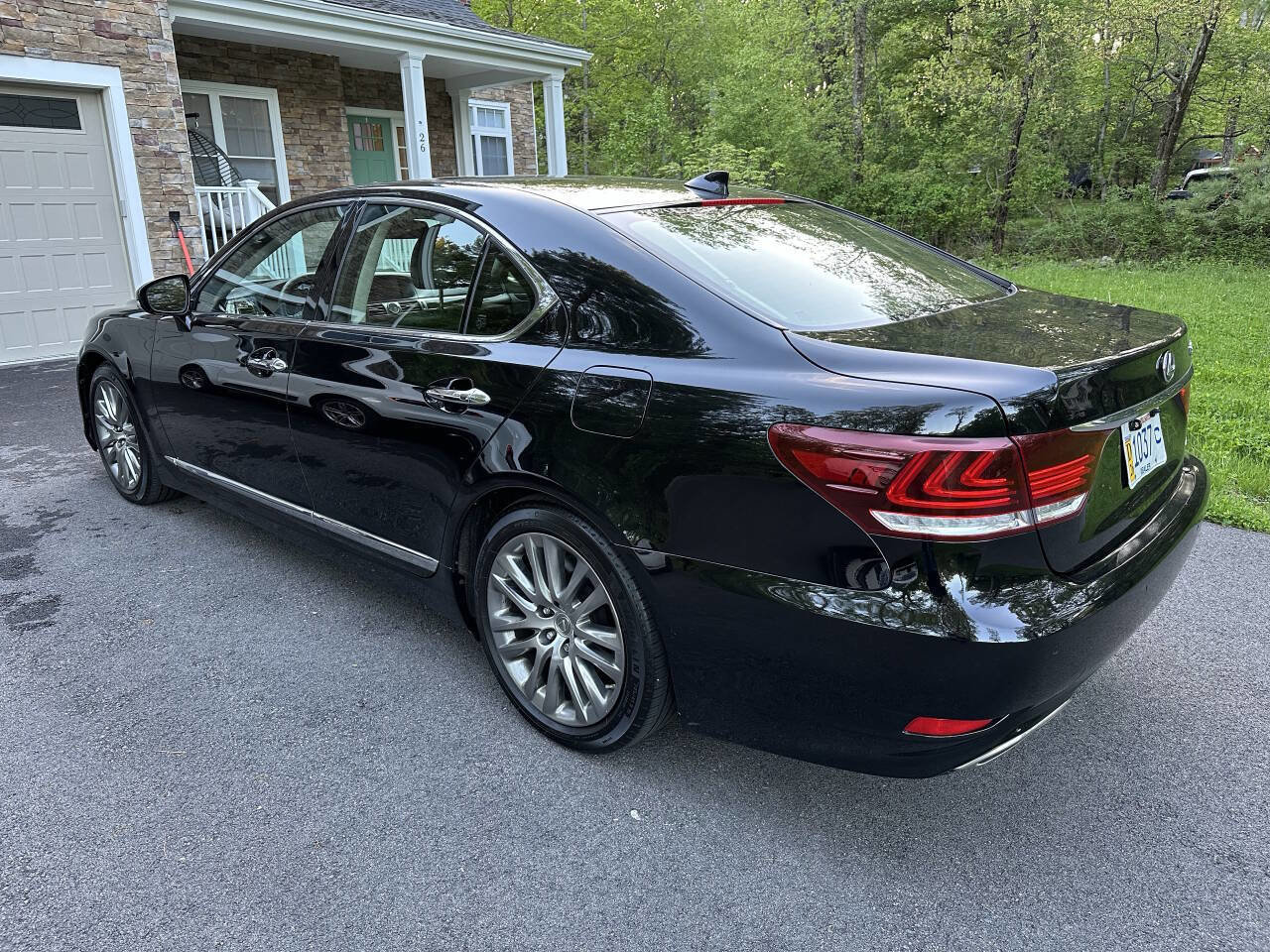 Used 2016 Lexus LS 460 AWD image 5