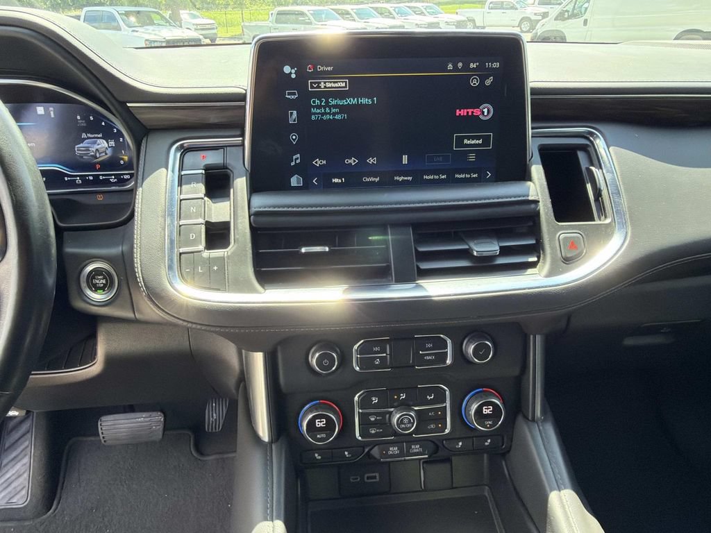 Used 2022 Chevrolet Tahoe Z71 w/ Luxury Package AWD/4WD image 31