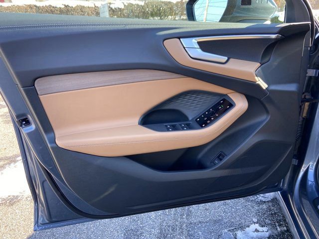 Used 2025 Audi A5 2.0T Premium image 23