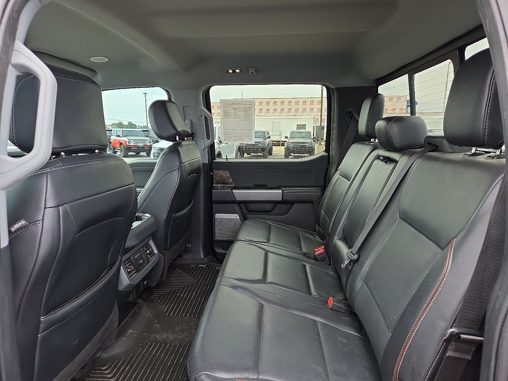 Used 2024 Ford F350 Lariat w/ Lariat Ultimate Package AWD/4WD image 19