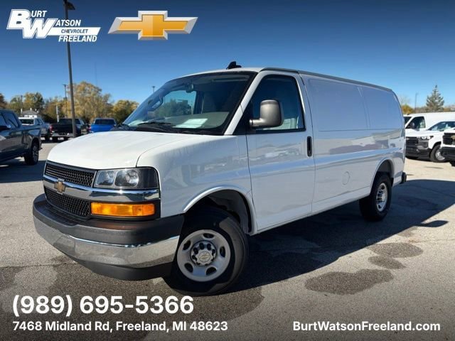 New 2025 Chevrolet Express 2500 w/ Driver Convenience Package RWD video 1