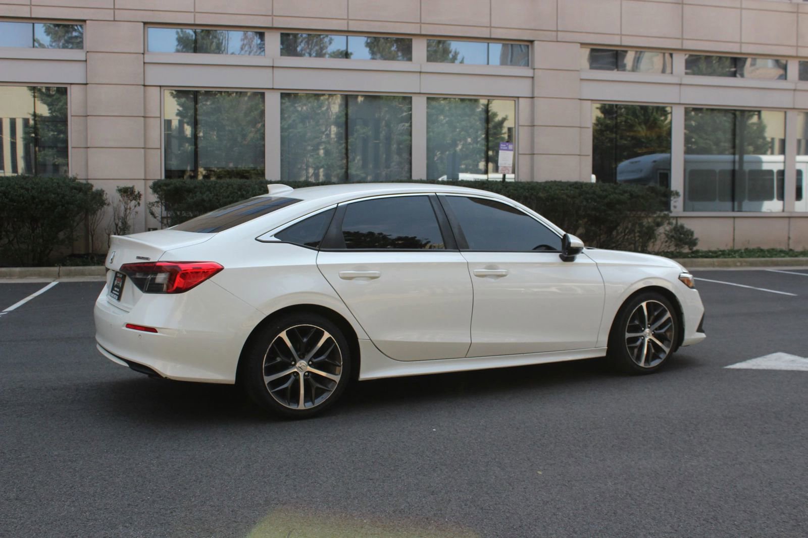 Used 2022 Honda Civic Touring image 7