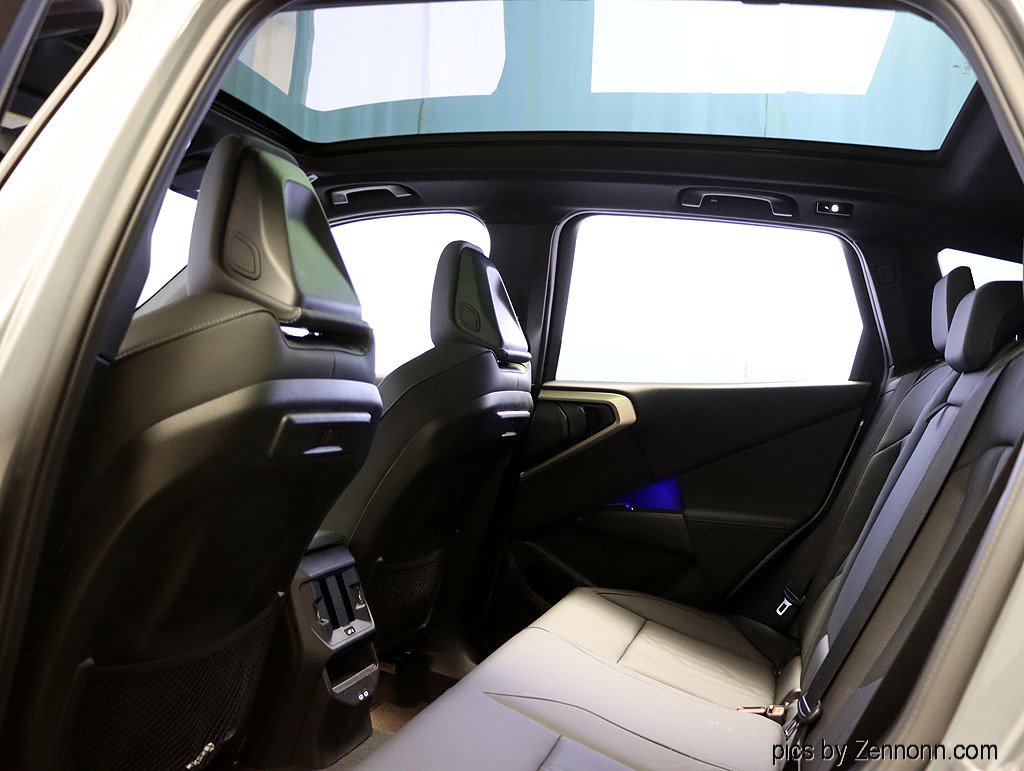 Used 2025 BMW X3 xDrive30i w/ Premium Package image 13