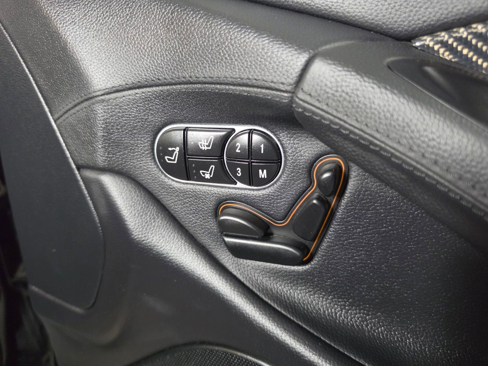 Used 2009 Mercedes-Benz SL 63 AMG image 26
