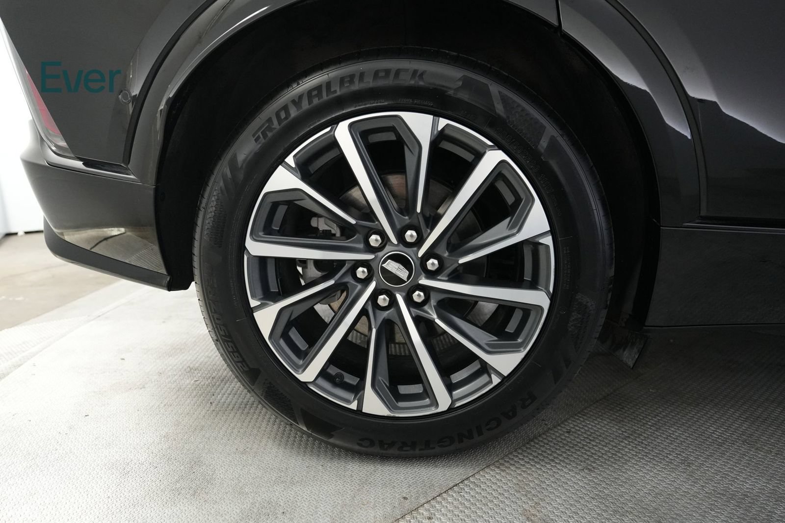 Used 2024 Cadillac Lyriq Sport AWD/4WD image 22