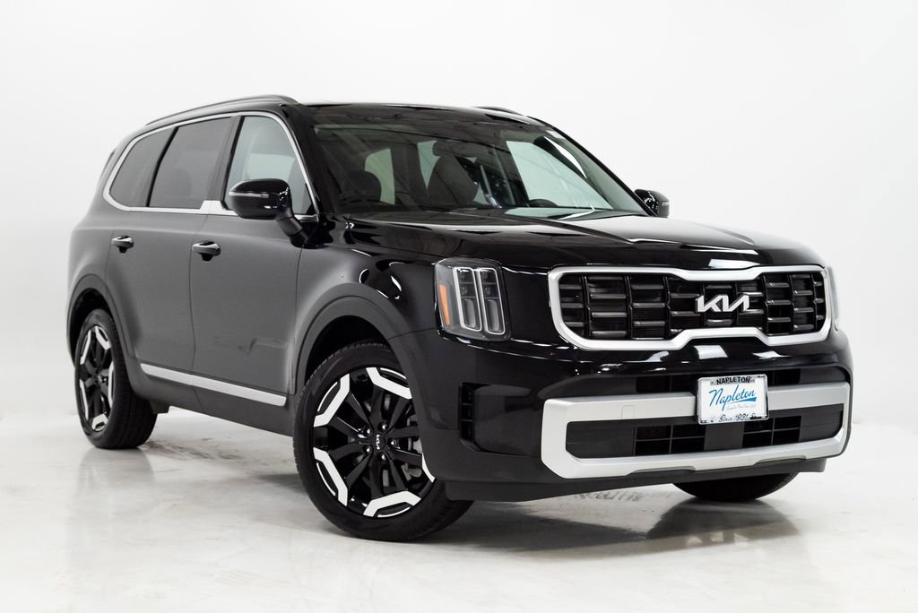 Used 2025 Kia Telluride S AWD/4WD image 6