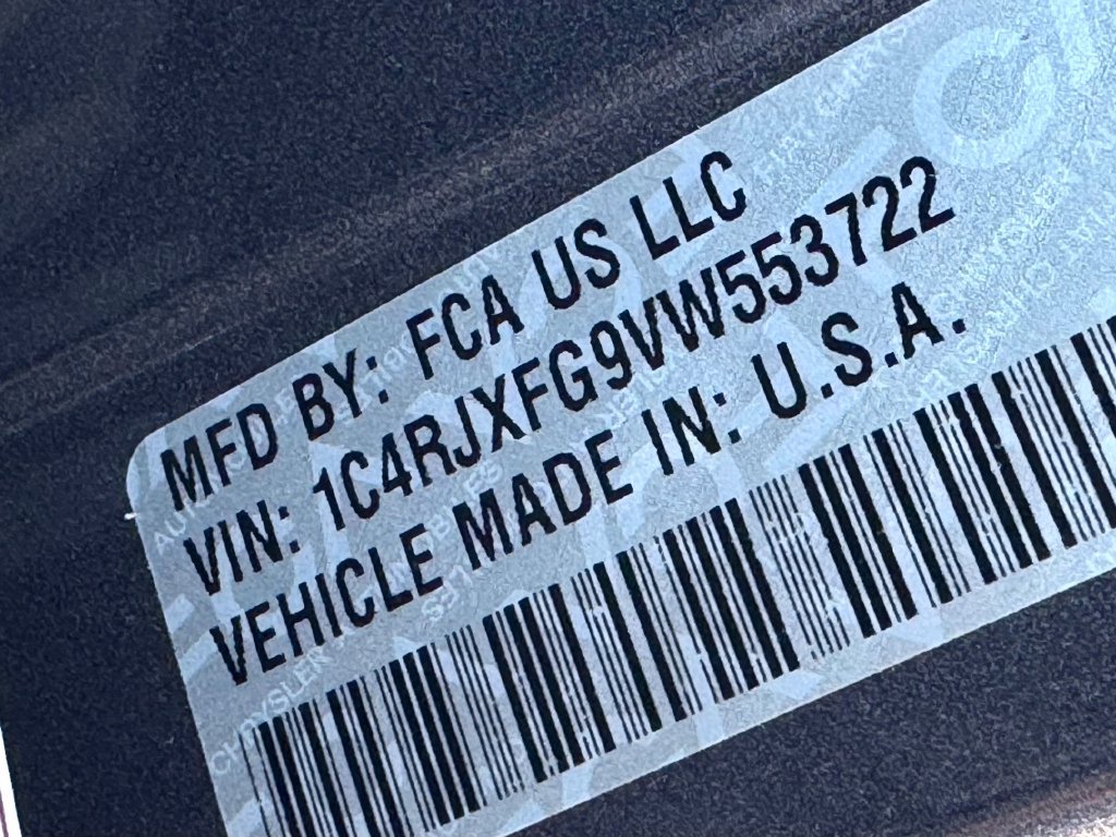 New 2027 Jeep Wrangler Unlimited Rubicon AWD/4WD image 32