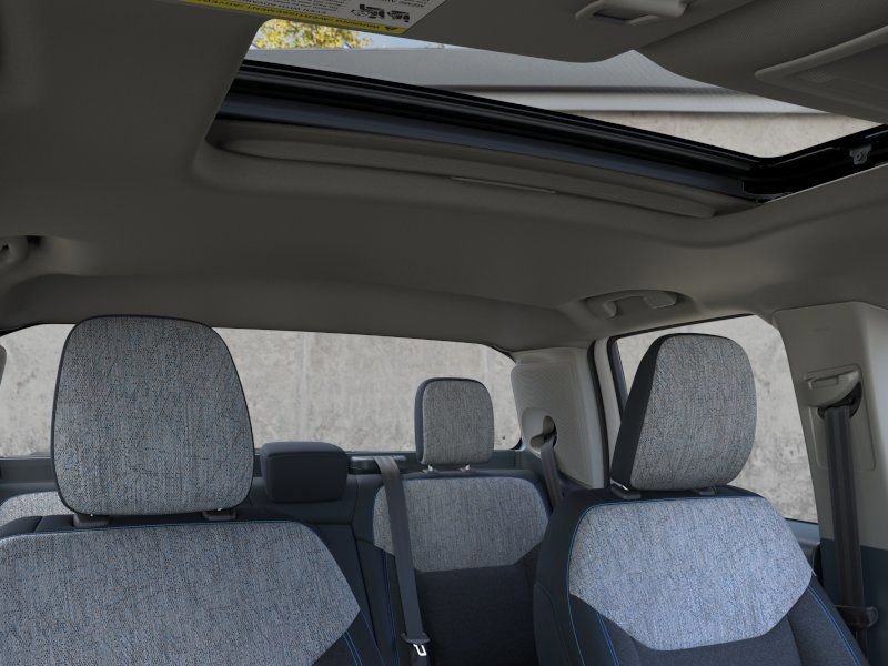 New 2026 Ford Maverick XLT w/ XLT Luxury Package FWD image 12