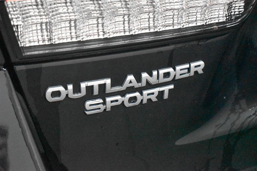 Used 2022 Mitsubishi Outlander Sport SE image 10