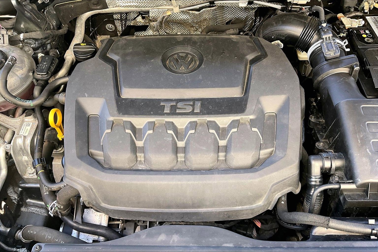 Used 2022 Volkswagen Tiguan SE R-Line FWD image 30