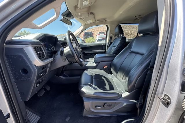 Used 2022 Ford Expedition Max XLT image 9