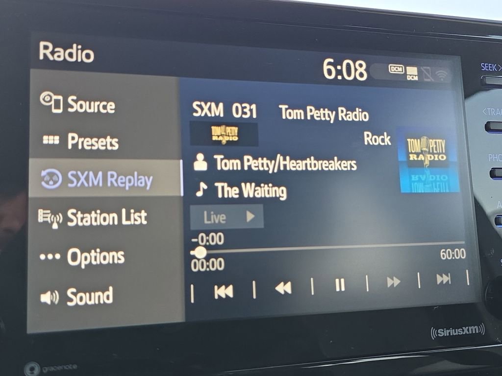 Used 2022 Toyota Corolla LE image 24