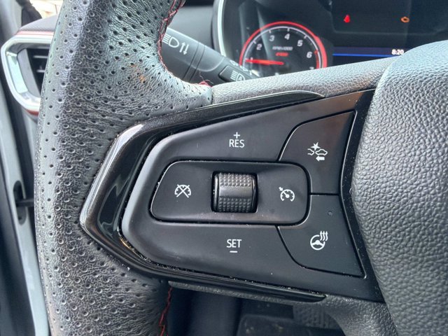 Used 2022 Chevrolet TrailBlazer RS w/ Technology Package FWD image 26