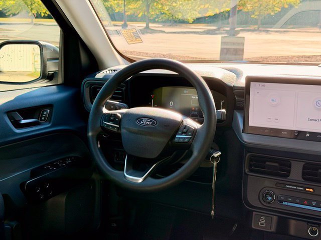 Used 2025 Ford Maverick XL w/ 4K Tow Package AWD/4WD image 20