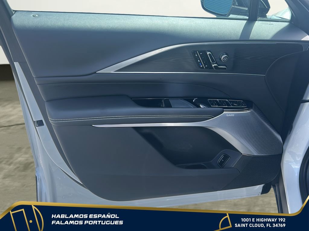 Certified 2025 Cadillac Lyriq Luxury w/ LPO, Floor Liner Package AWD/4WD image 10