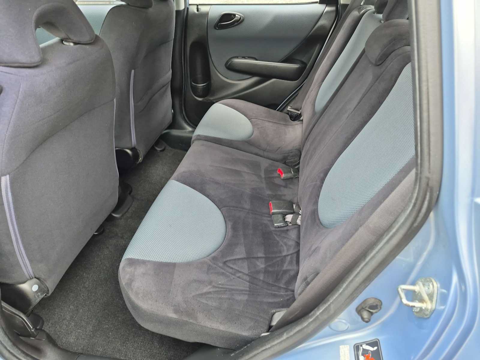 Used 2008 Honda Fit Sport image 18