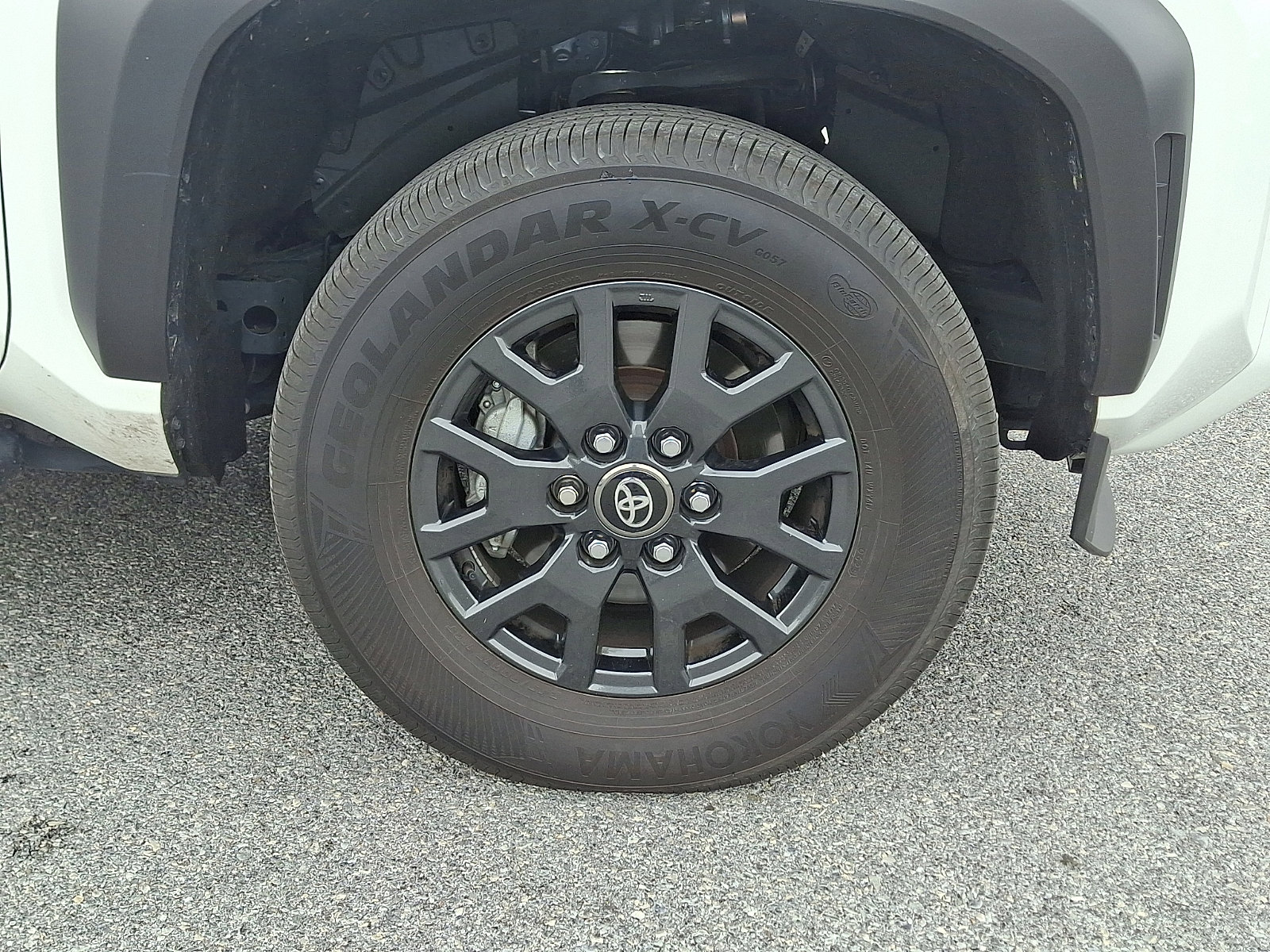Used 2025 Toyota 4Runner SR5 AWD/4WD image 8