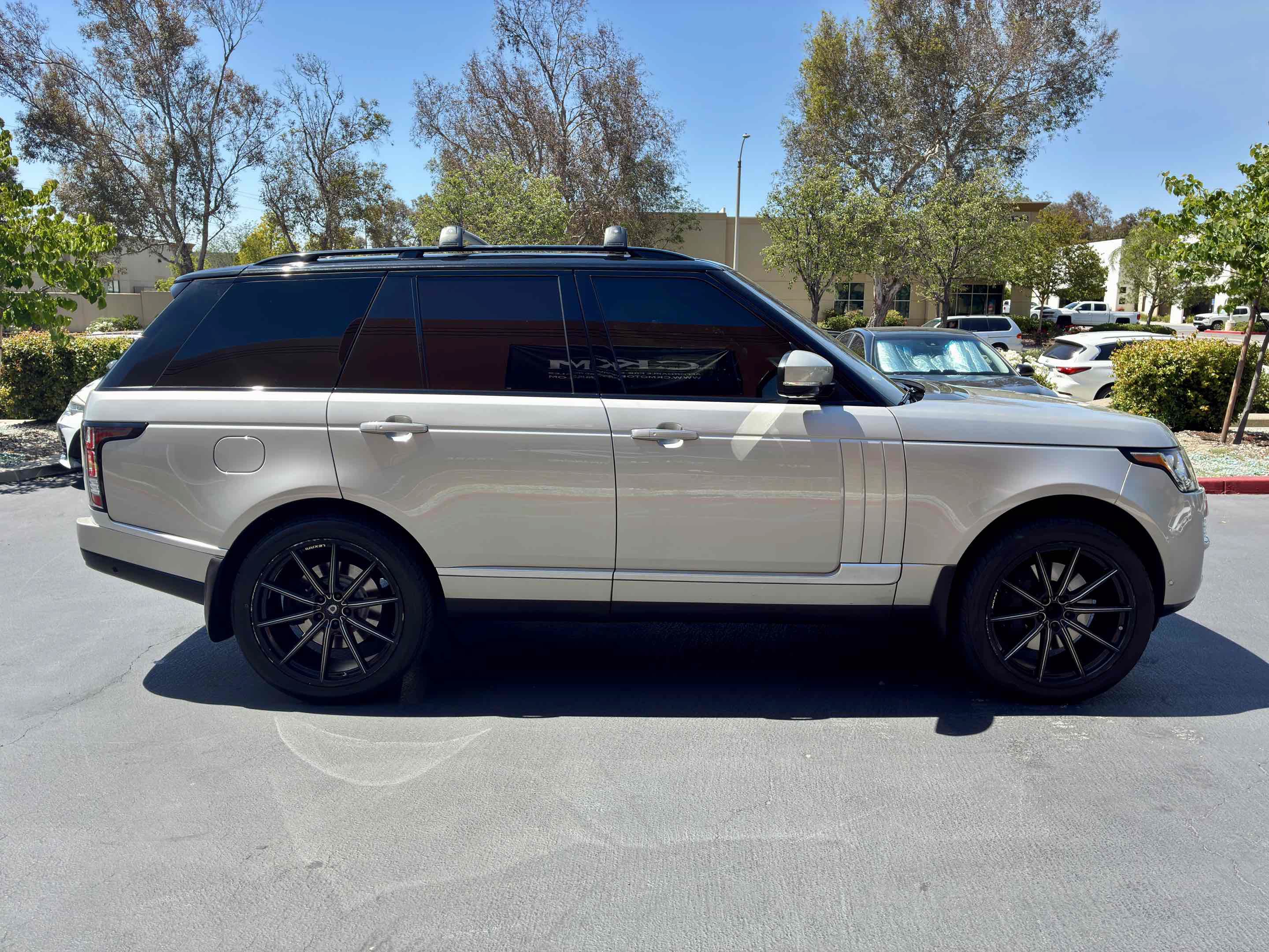 Used 2015 Land Rover Range Rover Autobiography AWD/4WD image 7
