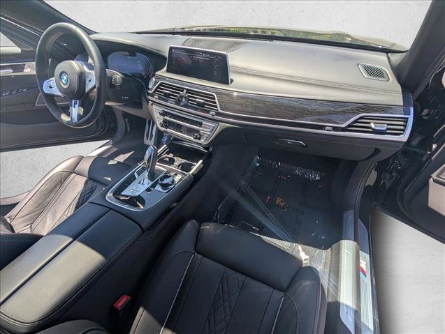 Used 2021 BMW 750i xDrive w/ Executive Package AWD/4WD image 24