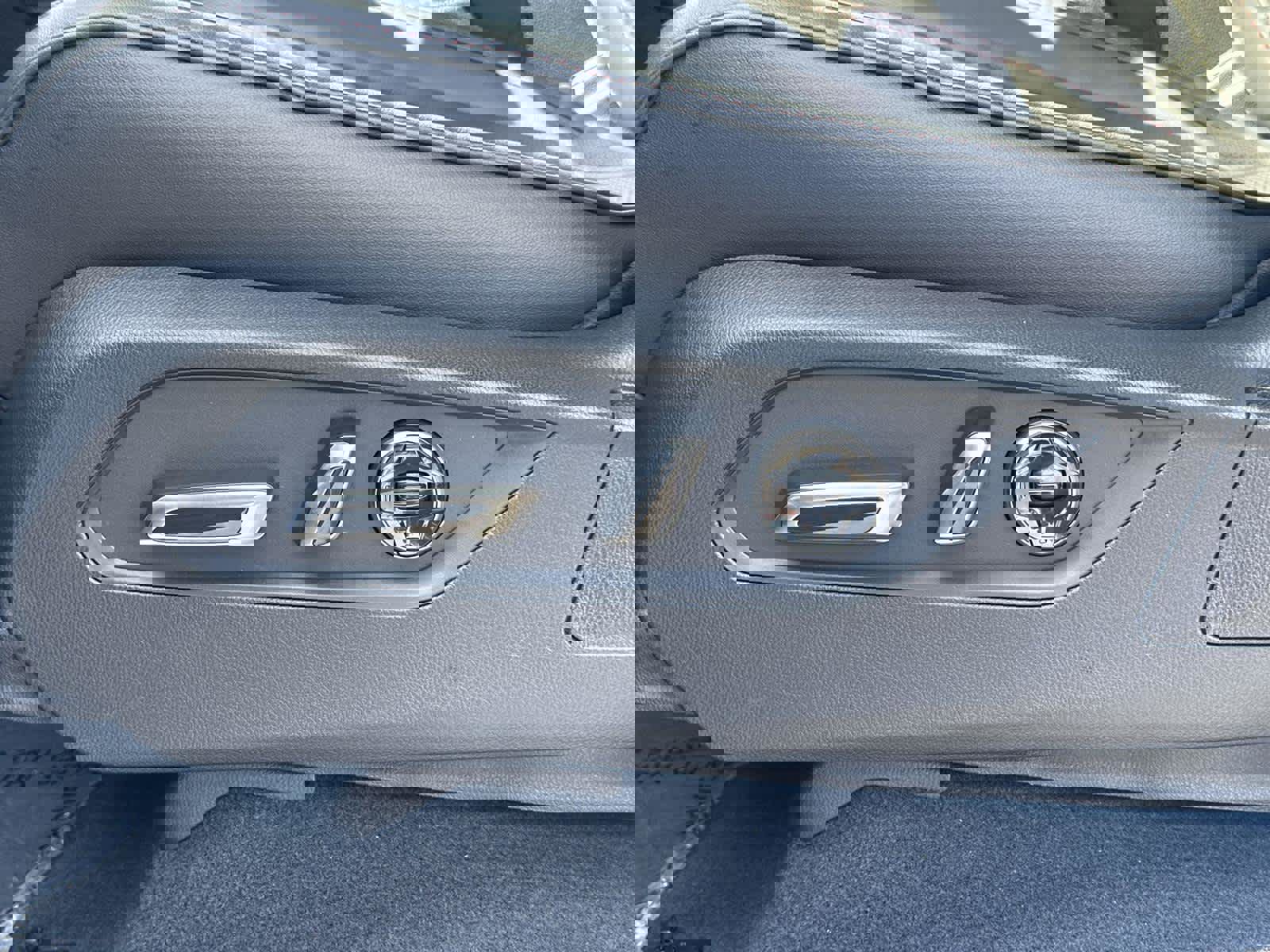 Used 2026 Acura MDX A-Spec image 23