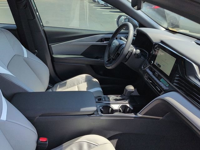 Used 2026 Toyota Camry SE w/ Convenience Package FWD image 10