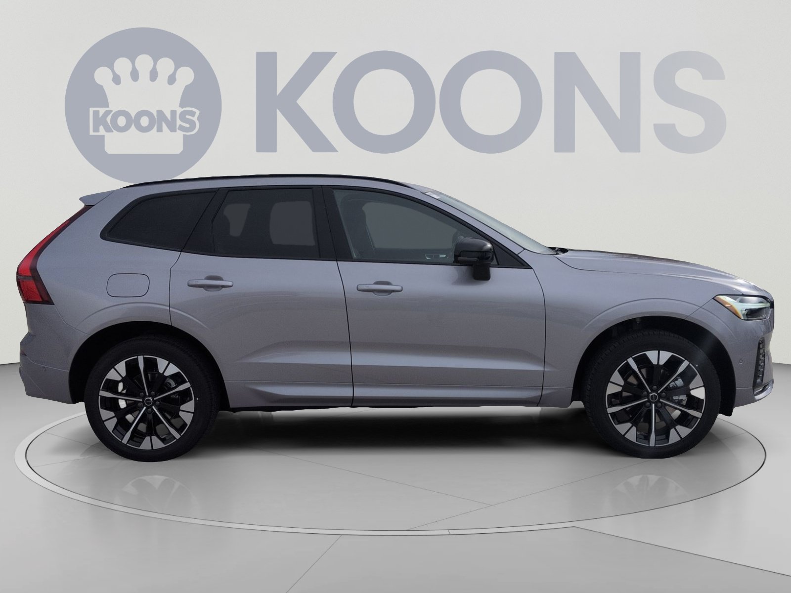 New 2026 Volvo XC60 B5 Plus w/ Protection Package Premier AWD/4WD image 17