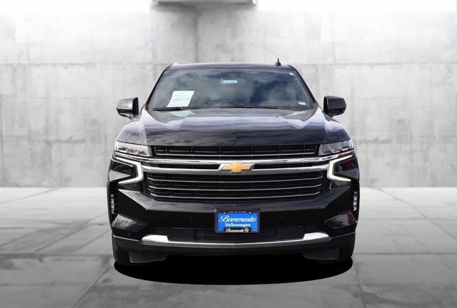 Used 2024 Chevrolet Suburban LT AWD/4WD image 4