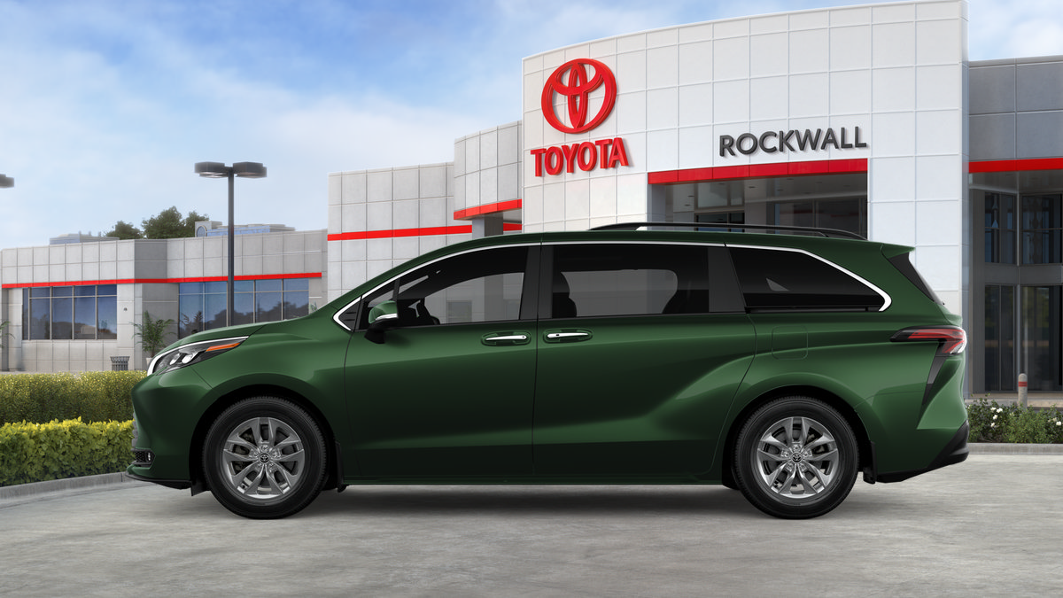 New 2026 Toyota Sienna XLE FWD image 33