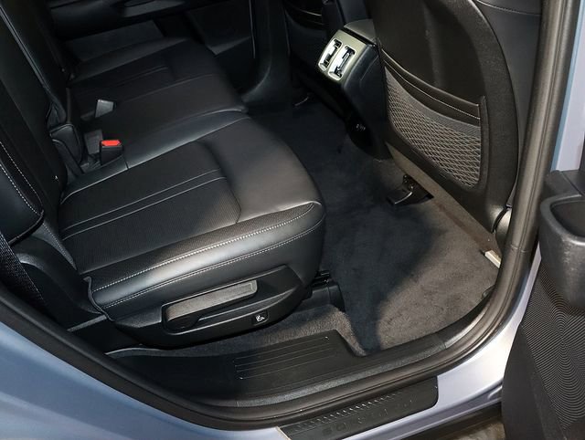 Used 2024 Kia Sorento S w/ Panoramic Sunroof Package image 31