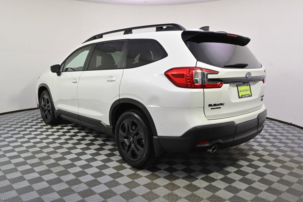 Used 2023 Subaru Ascent Onyx Edition image 3