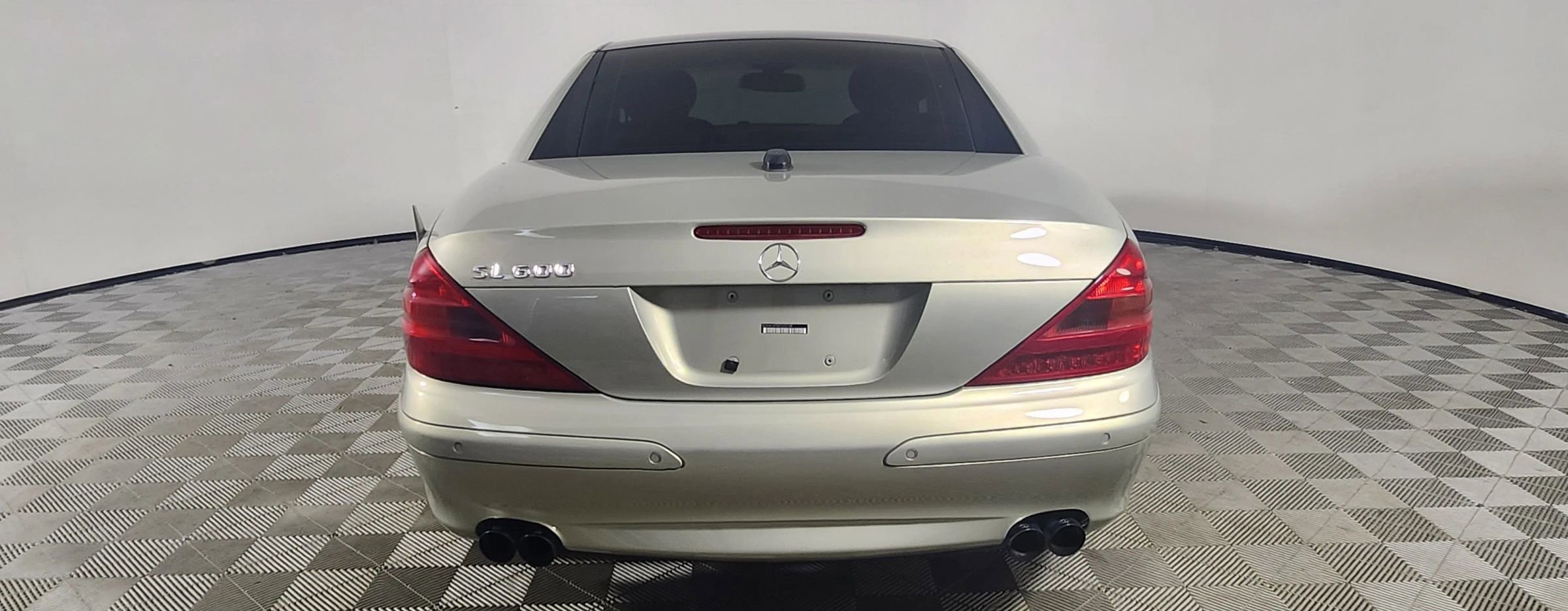Used 2004 Mercedes-Benz SL 600 image 12