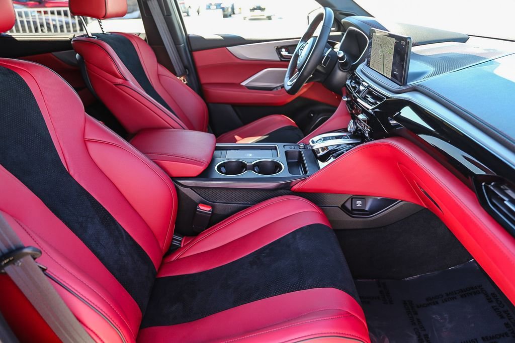 Used 2026 Acura MDX A-Spec image 17