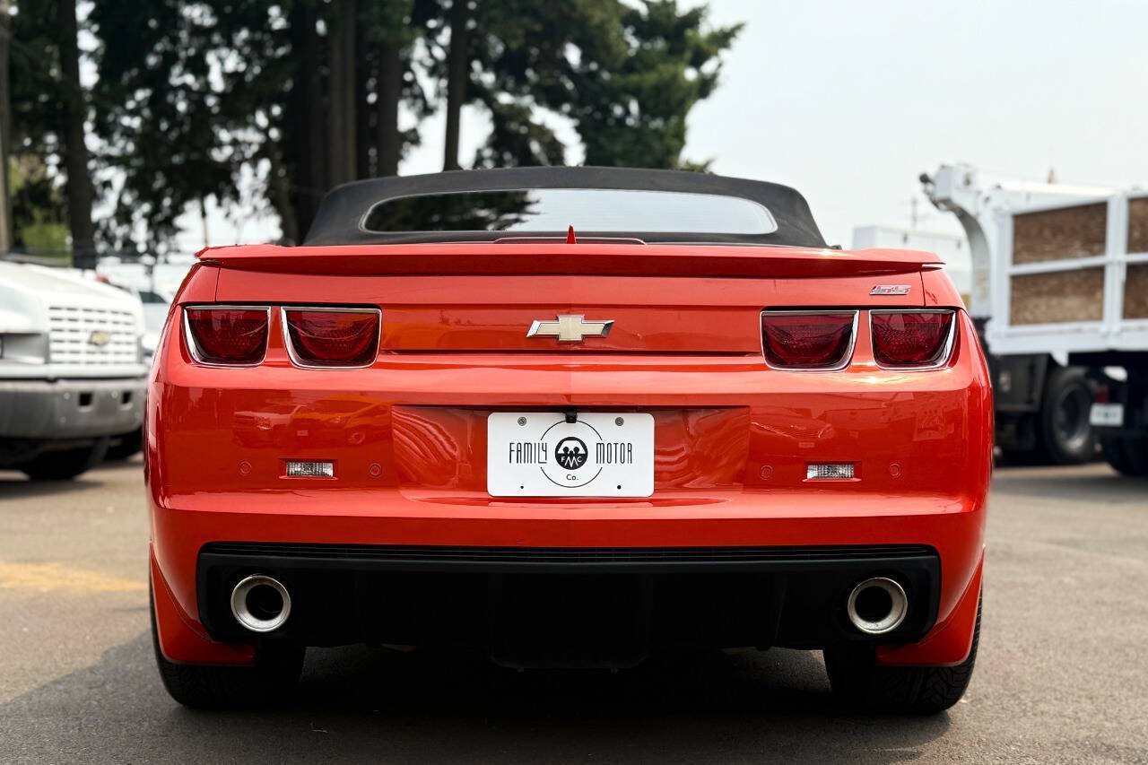 Used 2011 Chevrolet Camaro SS w/ RS Package RWD image 7