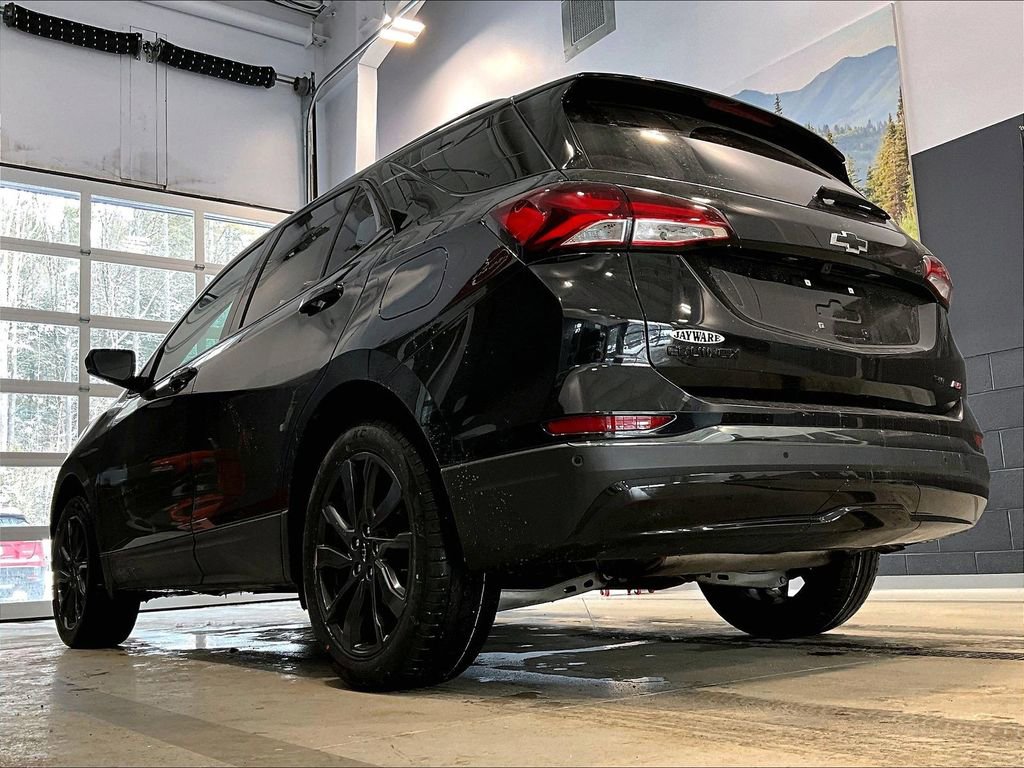 Used 2022 Chevrolet Equinox RS image 6