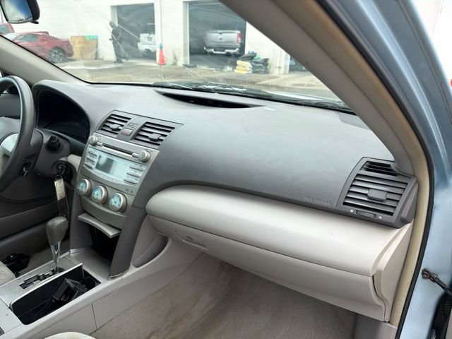 Used 2007 Toyota Camry LE FWD image 19