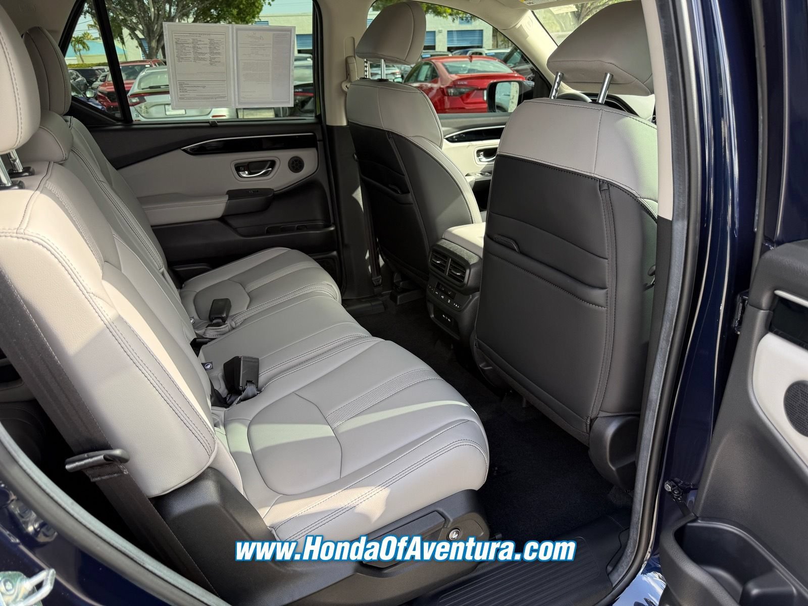 Certified 2025 Honda Pilot EX-L image 12