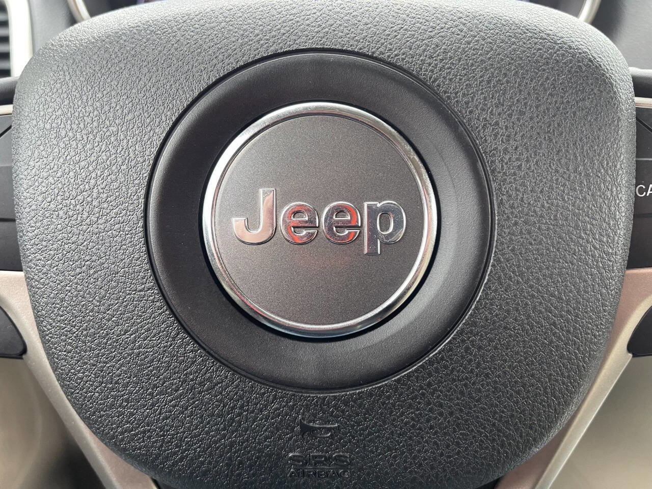 Used 2014 Jeep Grand Cherokee Limited image 18