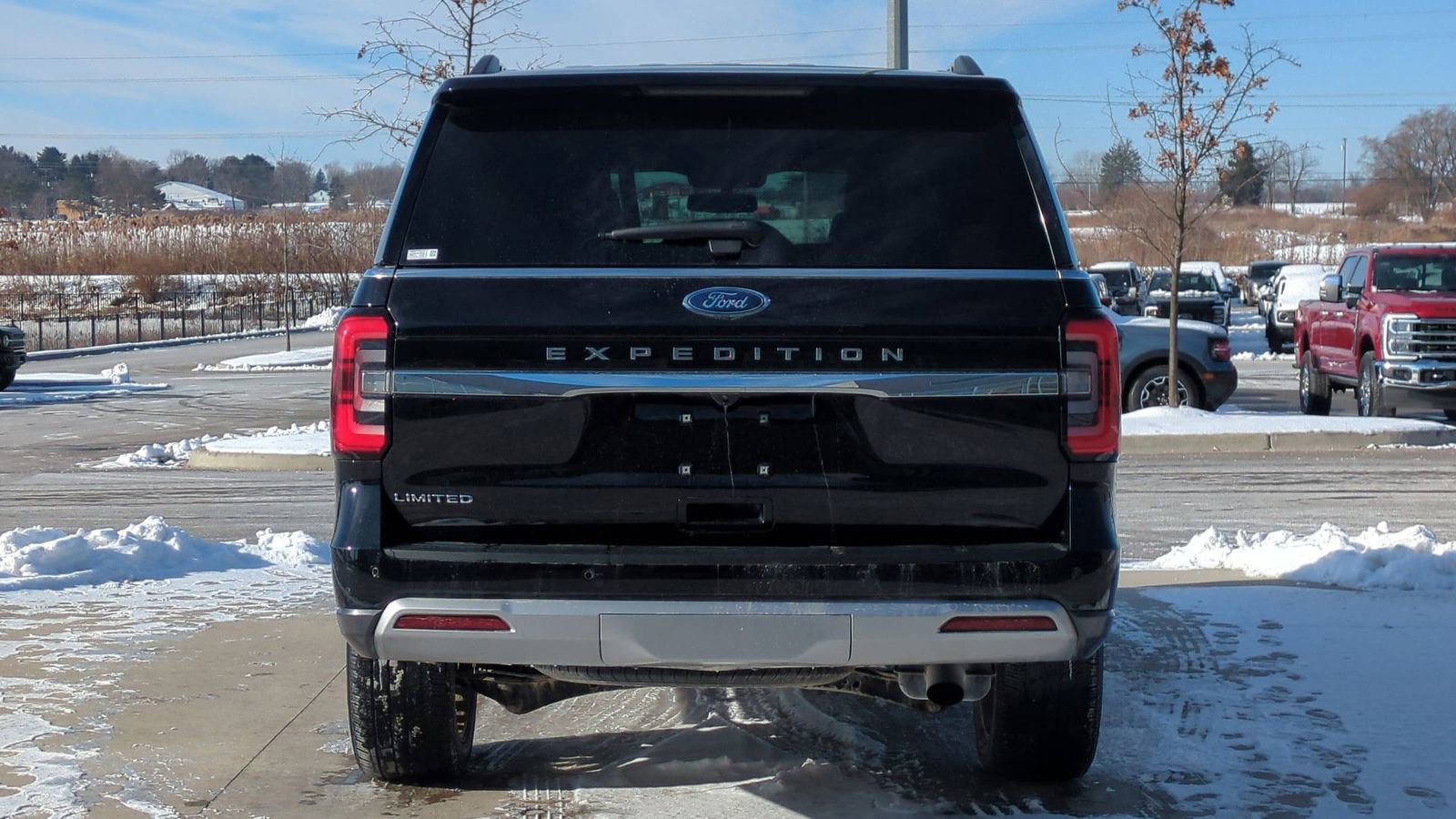 Used 2023 Ford Expedition Limited image 5