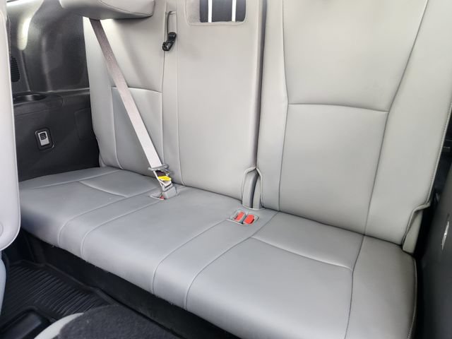 Certified 2025 Toyota Highlander Platinum AWD/4WD image 31