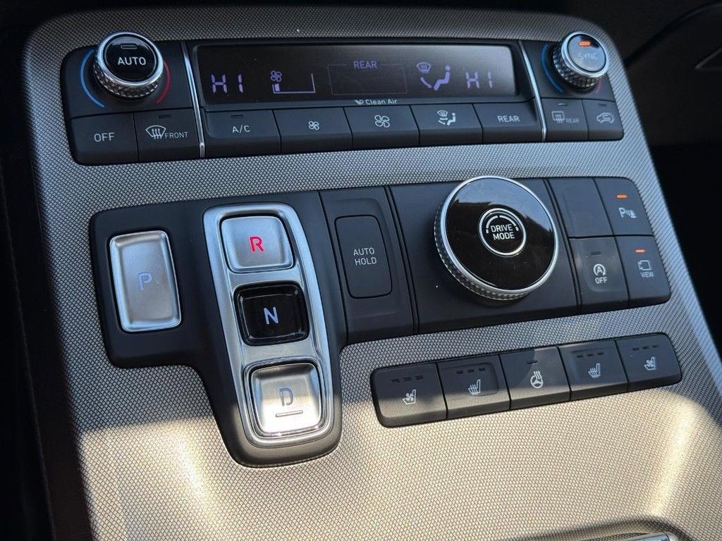 Used 2021 Hyundai Palisade Limited FWD image 23