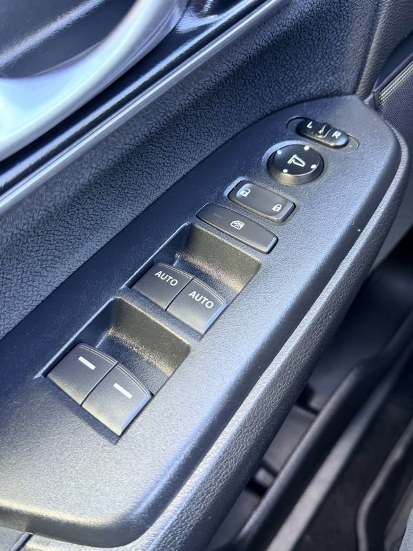 Used 2022 Honda CR-V EX image 30