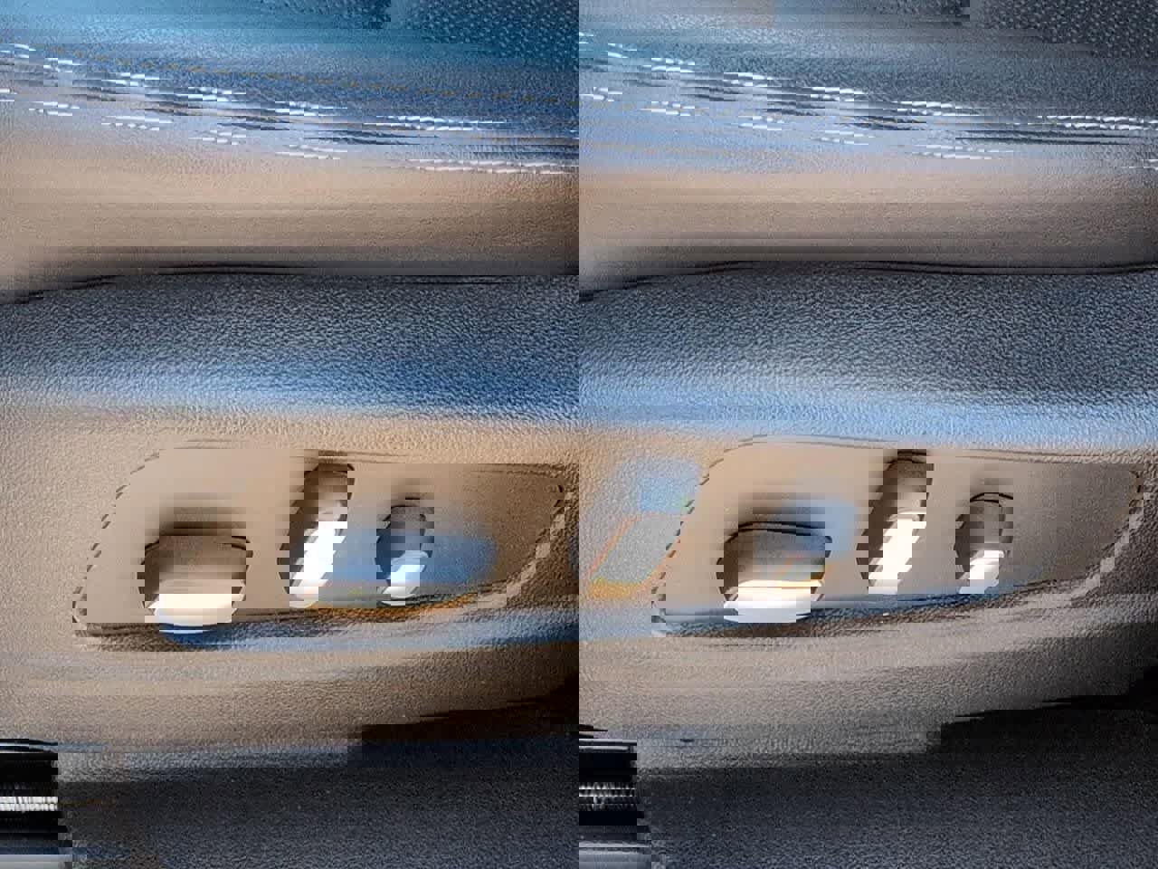 Used 2023 Cadillac XT5 Premium Luxury image 17