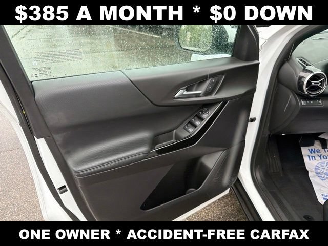 Used 2025 Chevrolet Equinox LT FWD image 12