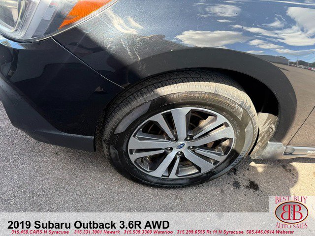 Used 2019 Subaru Outback 3.6R Limited AWD/4WD image 9