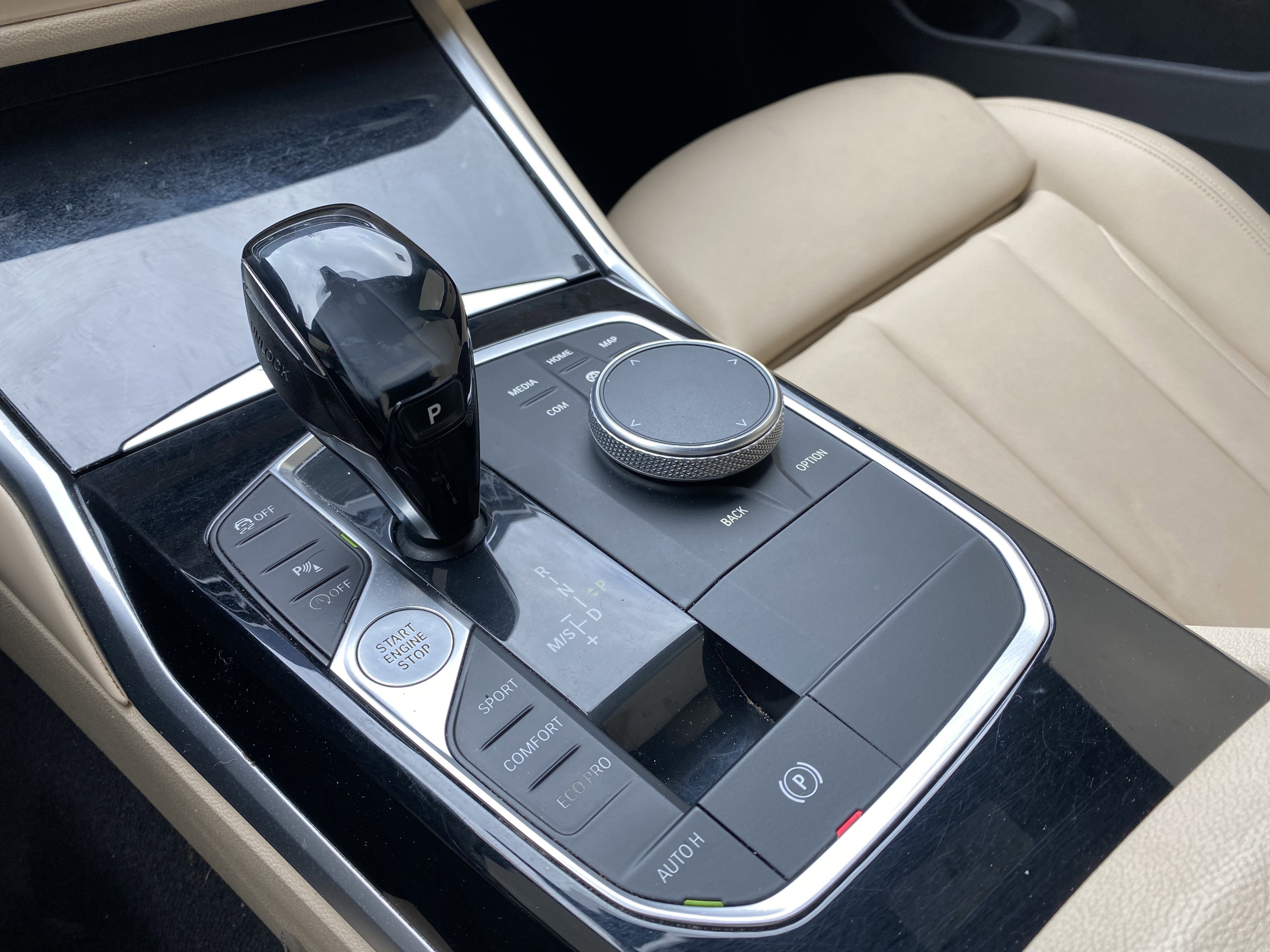 Used 2019 BMW 330i Sedan w/ Convenience Package image 12