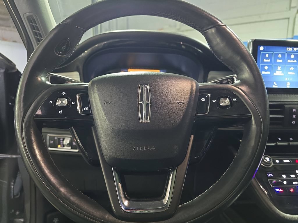 Used 2020 Lincoln Corsair AWD w/ Premium Package image 24