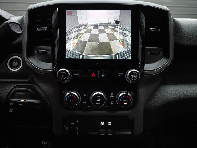 Used 2024 RAM 3500 Tradesman w/ Chrome Appearance Group AWD/4WD image 30