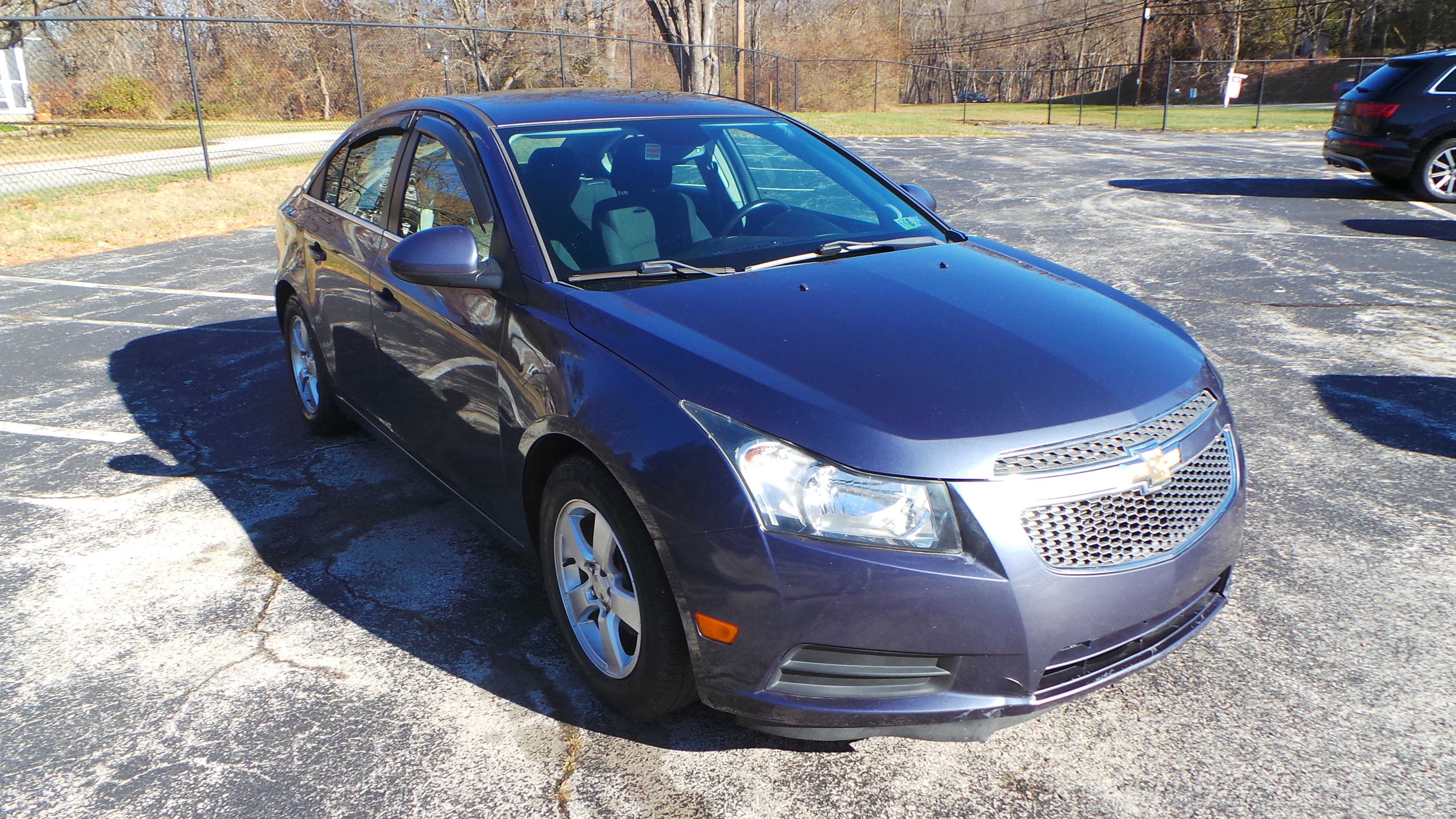 Used 2014 Chevrolet Cruze LT image 2